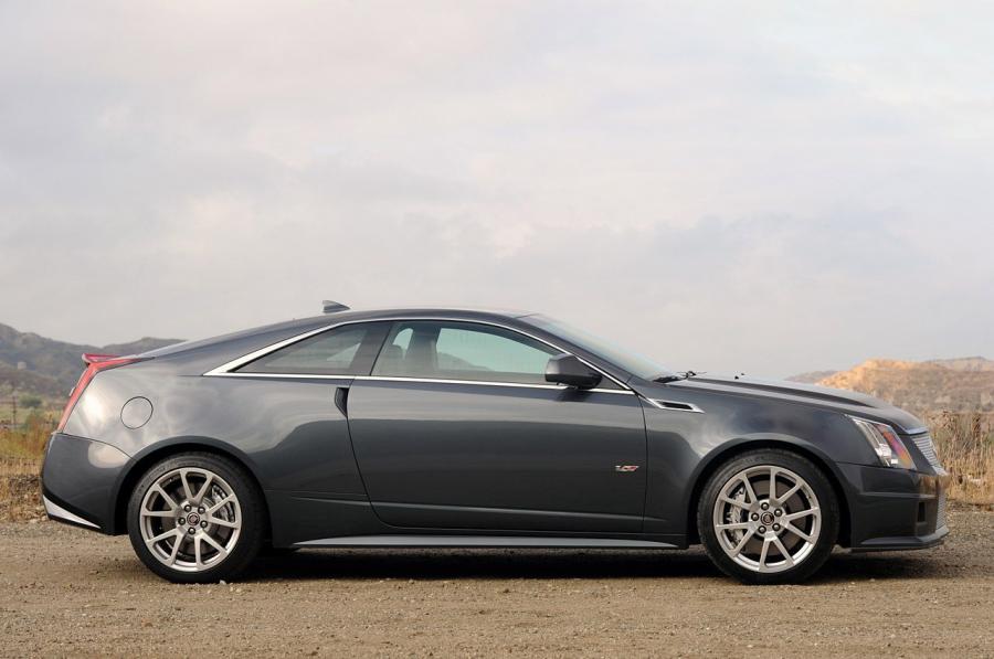  Cadillac CTS-V Coupe 2011 года  (фото 21 из 71)
